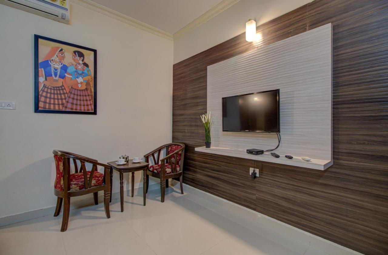 Hotel Royal Classio, Bangalore Bagian luar foto